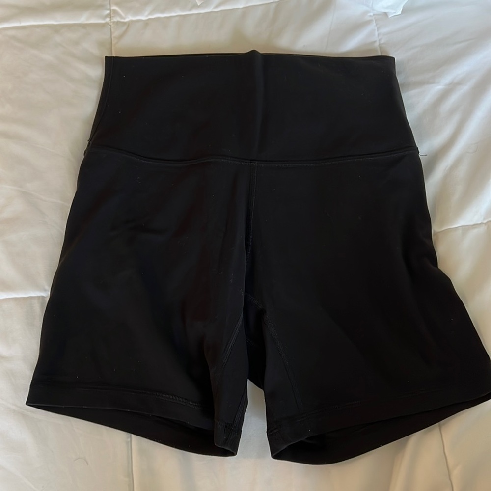 LULULEMON Align Biker Shorts in Black